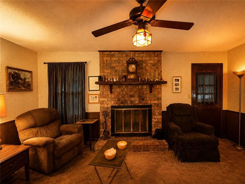 3 bedroom, 2 bathroom, 1,407 sq ft single family residence for sale at 25 Montre Circle, Silver Creek, GA 30173 — photo 6