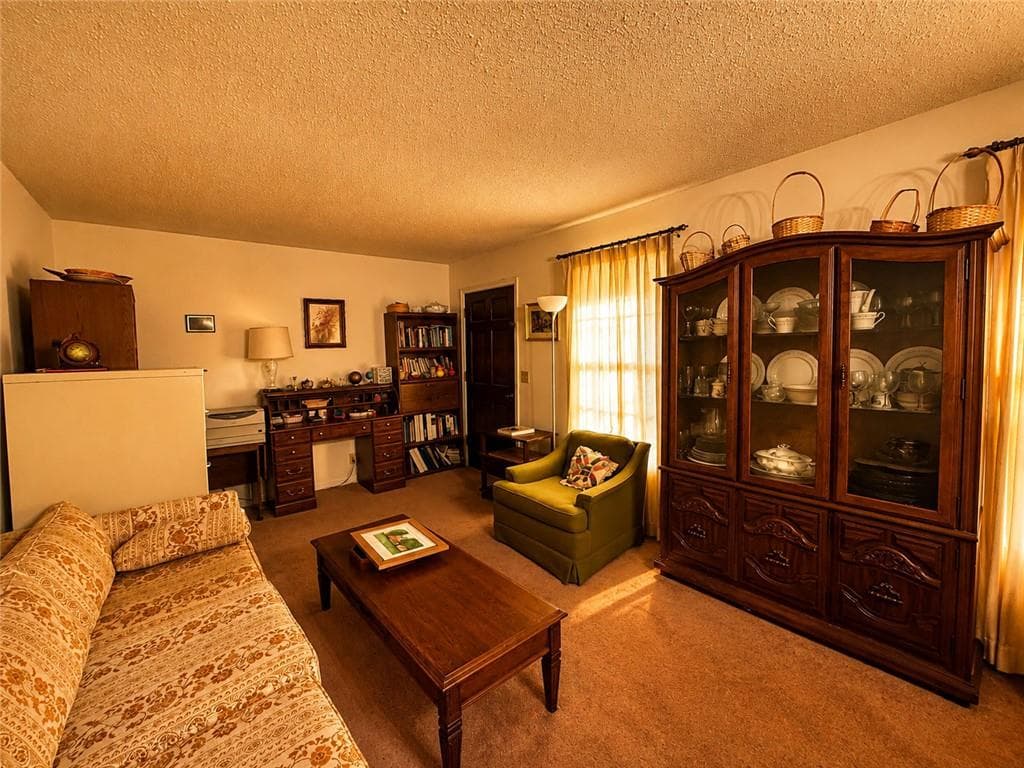 3 bedroom, 2 bathroom, 1,407 sq ft single family residence for sale at 25 Montre Circle, Silver Creek, GA 30173 — photo 8