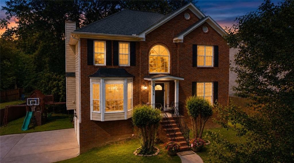 3 bedroom, 3 bathroom, 2,691 sq ft single family residence for sale at 2306 Luther Terrace, Marietta, GA 30064