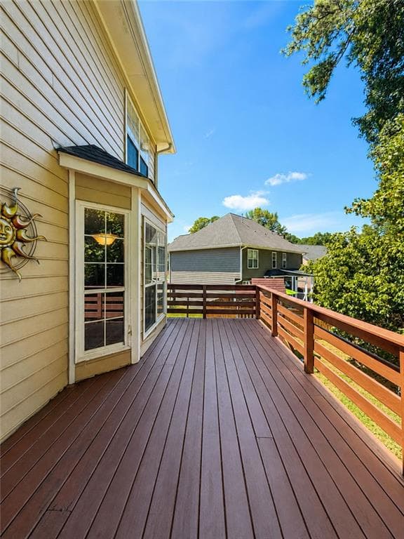 3 bedroom, 3 bathroom, 2,691 sq ft single family residence for sale at 2306 Luther Terrace, Marietta, GA 30064 — photo 7