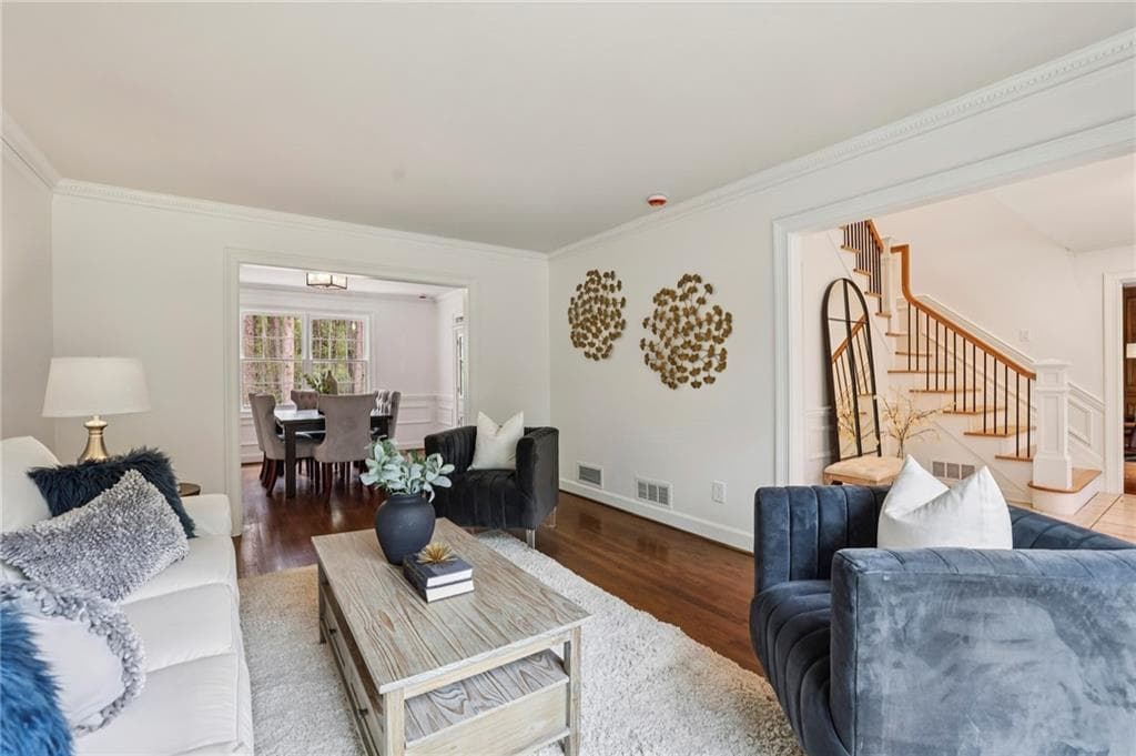 4 bedroom, 3 bathroom, 4,458 sq ft single family residence for sale at 8025 River Circle, Sandy Springs, GA 30350 — photo 3