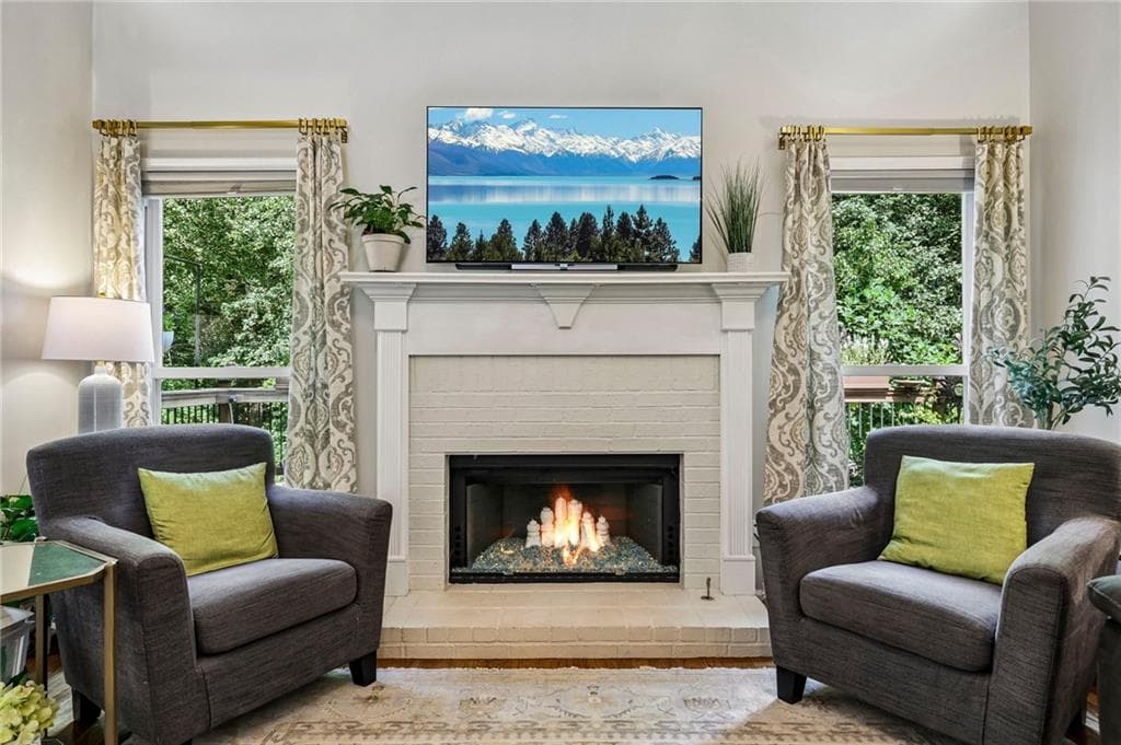 5 bedroom, 5 bathroom, 3,903 sq ft single family residence for sale at 508 Woodbrook Lane, Canton, GA 30114 — photo 7