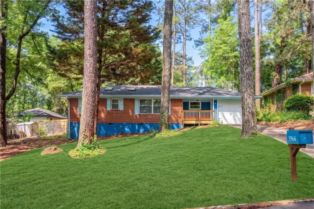 2 bedroom, 2 bathroom, 1,405 sq ft single family residence for sale at 1966 Mark Trail, Decatur, GA 30032 — photo 1 of 26