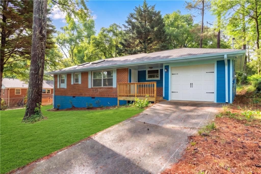 2 bedroom, 2 bathroom, 1,405 sq ft single family residence for sale at 1966 Mark Trail, Decatur, GA 30032 — photo 6