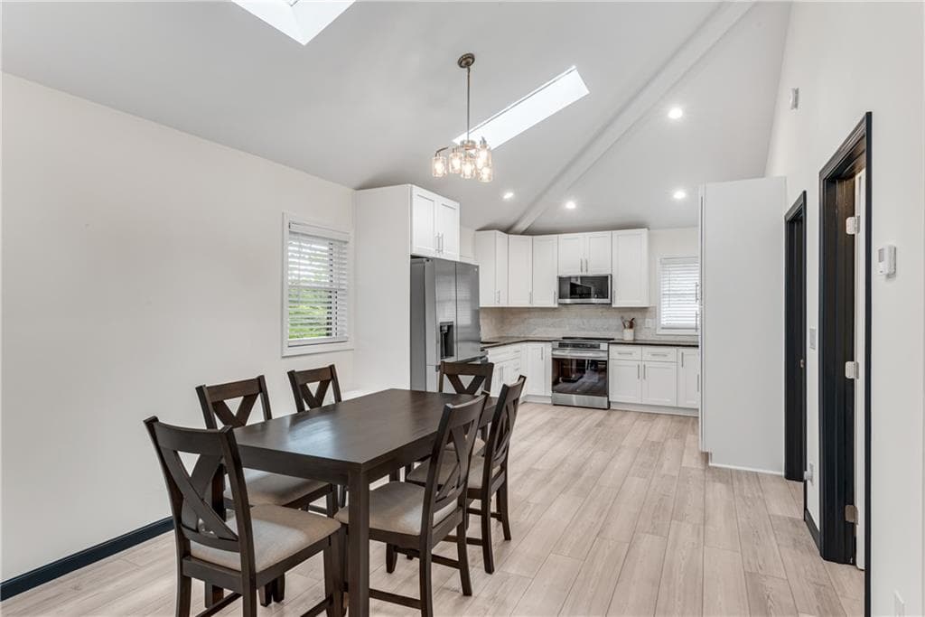 2 bedroom, 2 bathroom, 1,405 sq ft single family residence for sale at 1966 Mark Trail, Decatur, GA 30032 — photo 8