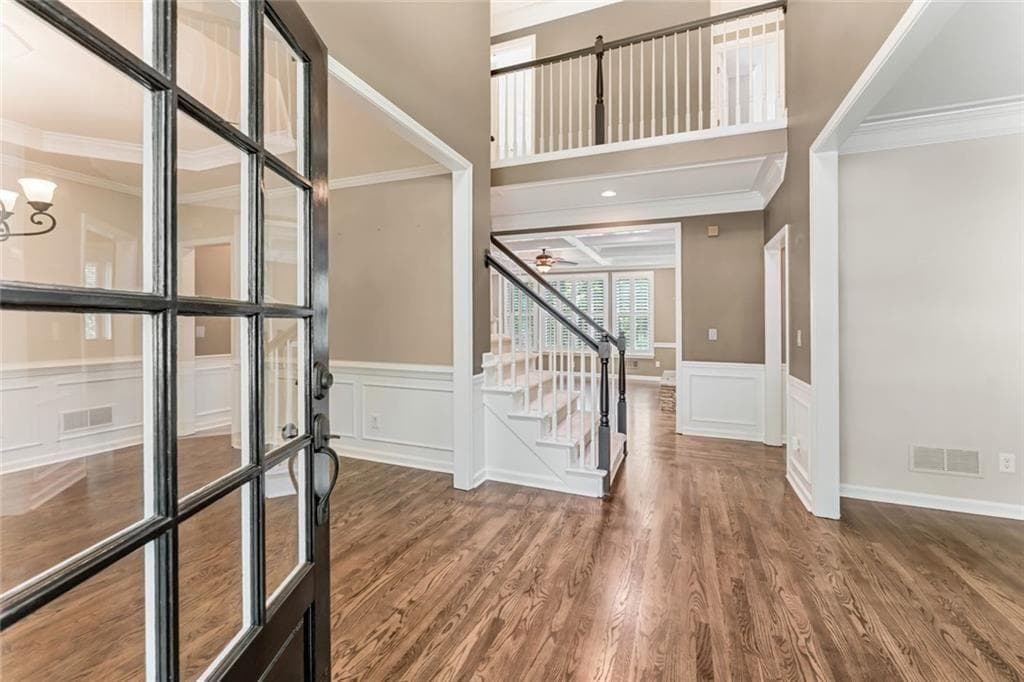 6 bedroom, 5 bathroom, 4,655 sq ft single family residence for sale at 175 Woodcliff Drive, Suwanee, GA 30024 — photo 3