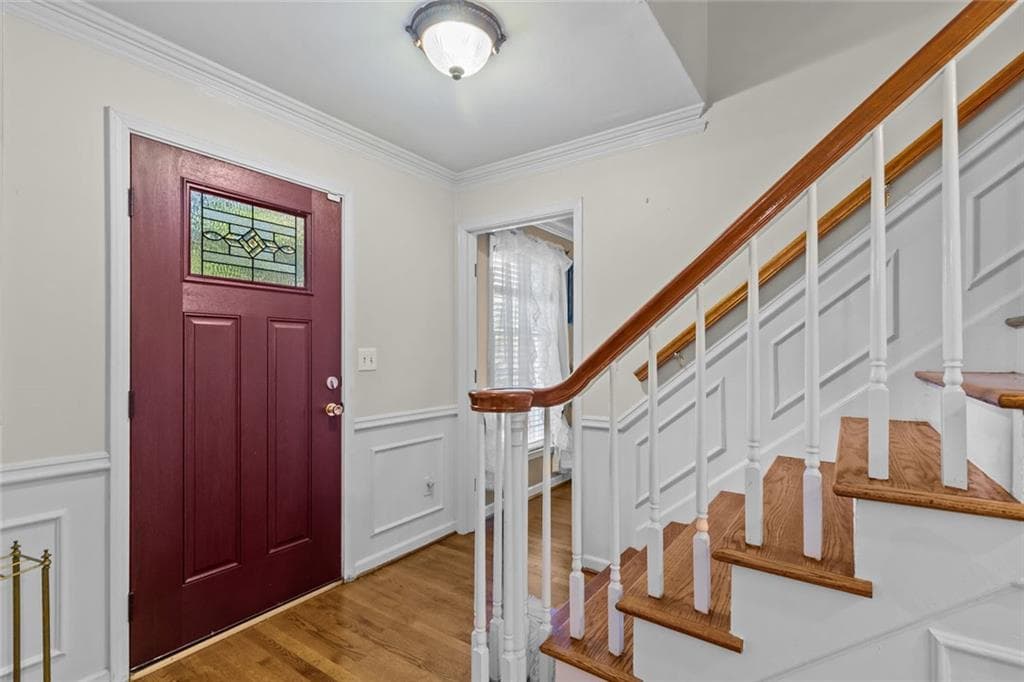4 bedroom, 3 bathroom, 2,719 sq ft single family residence for sale at 2982 Moorings Parkway, Snellville, GA 30039 — photo 3