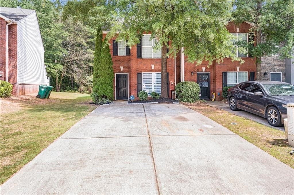 3 bedroom, 3 bathroom, 1,560 sq ft townhouse for sale at 3342 Waldrop Trail, Decatur, GA 30034 — photo 1 of 30