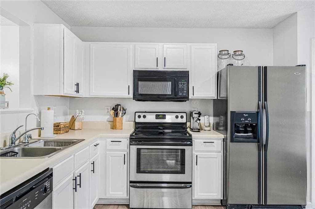 3 bedroom, 3 bathroom, 1,560 sq ft townhouse for sale at 3342 Waldrop Trail, Decatur, GA 30034 — photo 5