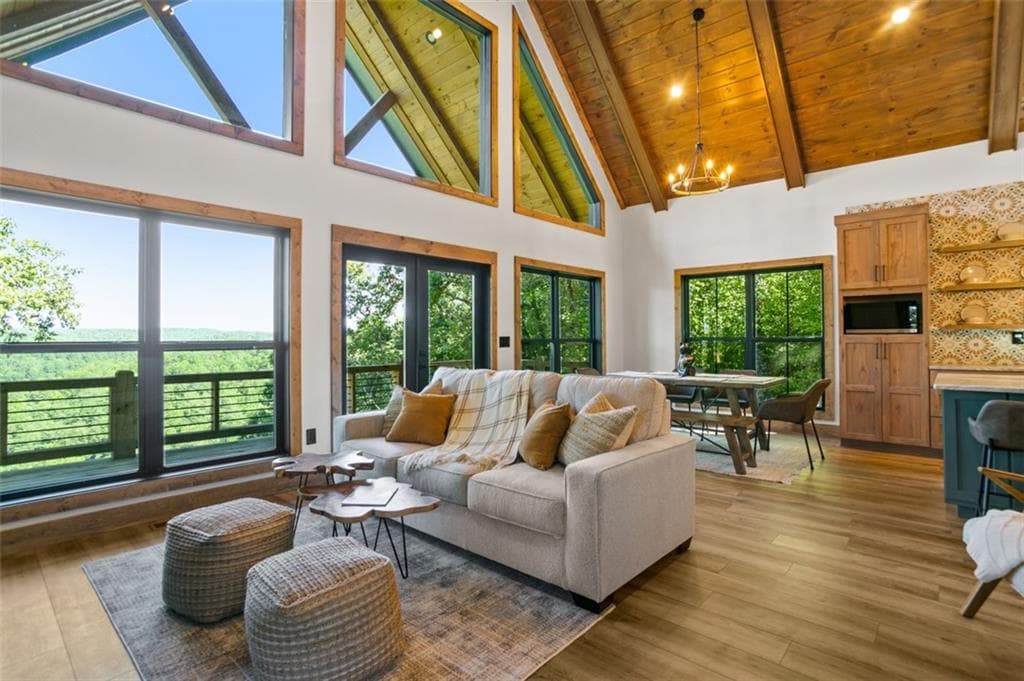 3 bedroom, 3 bathroom, 1,976 sq ft single family residence for sale at 1510 Marie Drive, Talking Rock, GA 30175 — photo 4