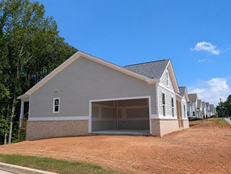 4 bedroom, 4 bathroom, 2,833 sq ft single family residence for sale at 3380 Hillshire Drive, Cumming, GA 30028 — photo 3