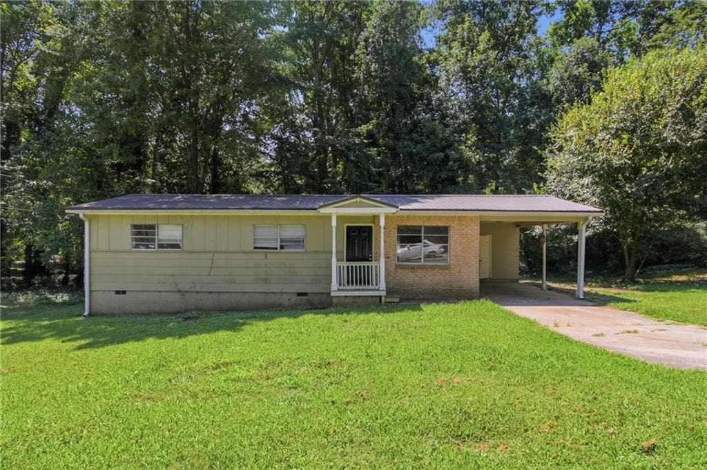 3 bedroom, 2 bathroom, 1,056 sq ft single family residence for sale at 10146 Morris Drive, Covington, GA 30014 — photo 2