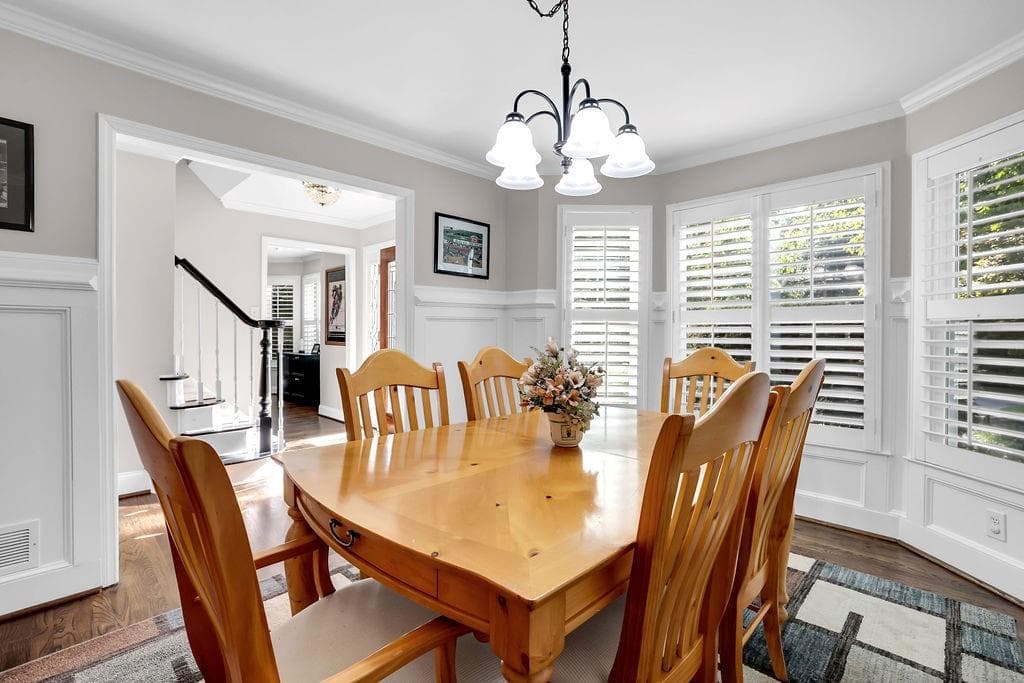4 bedroom, 3 bathroom, 3,235 sq ft single family residence under contract at 4805 Thornwood Drive Drive, Acworth, GA 30102 — photo 10