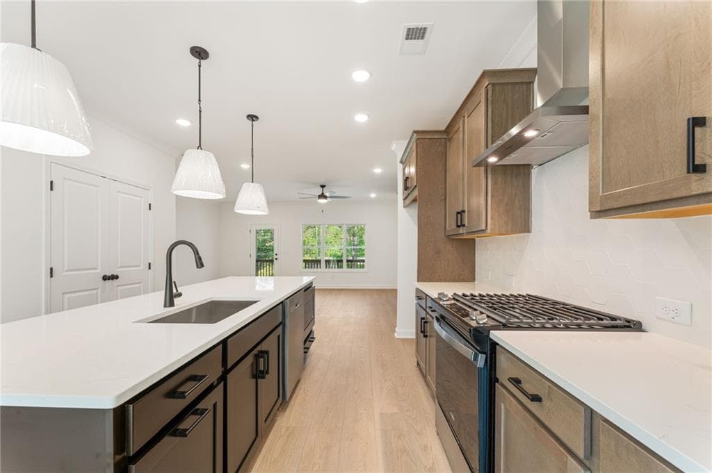 3 bedroom, 4 bathroom, 1,824 sq ft townhouse under contract at 1927 Deco Drive, Kennesaw, GA 30144 — photo 7