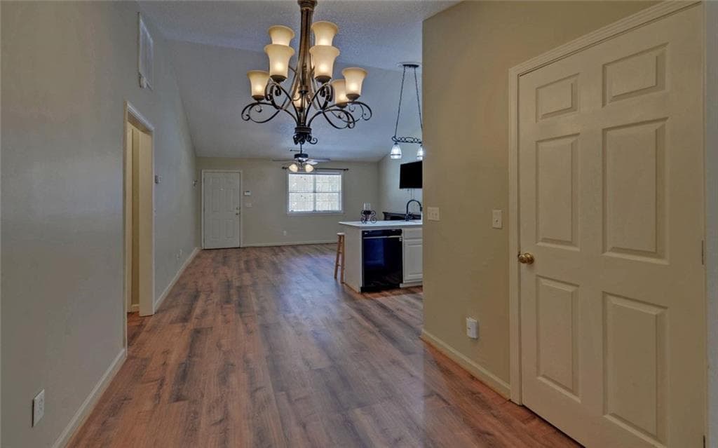 2 bedroom, 2 bathroom, 1,184 sq ft condominium for sale at 2947 Florence Drive, Gainesville, GA 30504 — photo 9