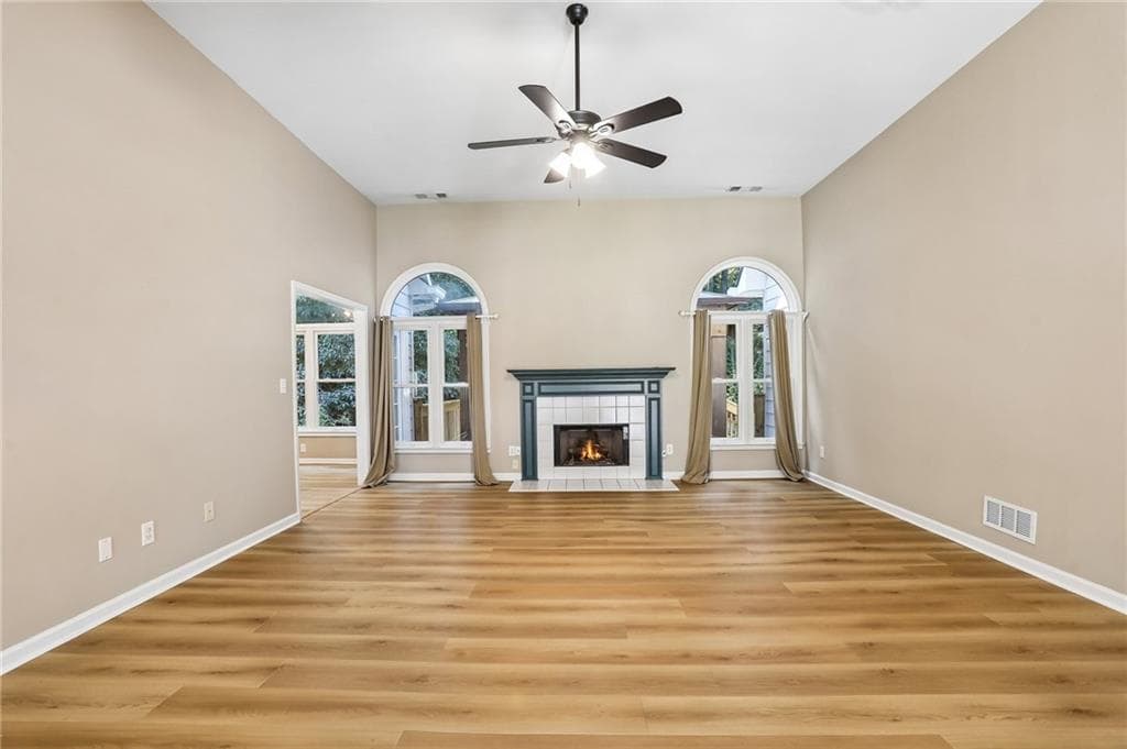 4 bedroom, 3 bathroom, 2,579 sq ft single family residence for sale at 4104 Dream Catcher Drive, Woodstock, GA 30189 — photo 4