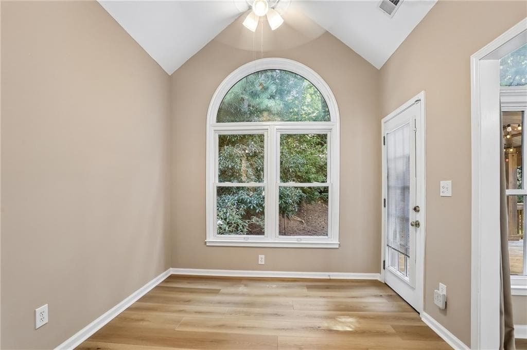 4 bedroom, 3 bathroom, 2,579 sq ft single family residence for sale at 4104 Dream Catcher Drive, Woodstock, GA 30189 — photo 8