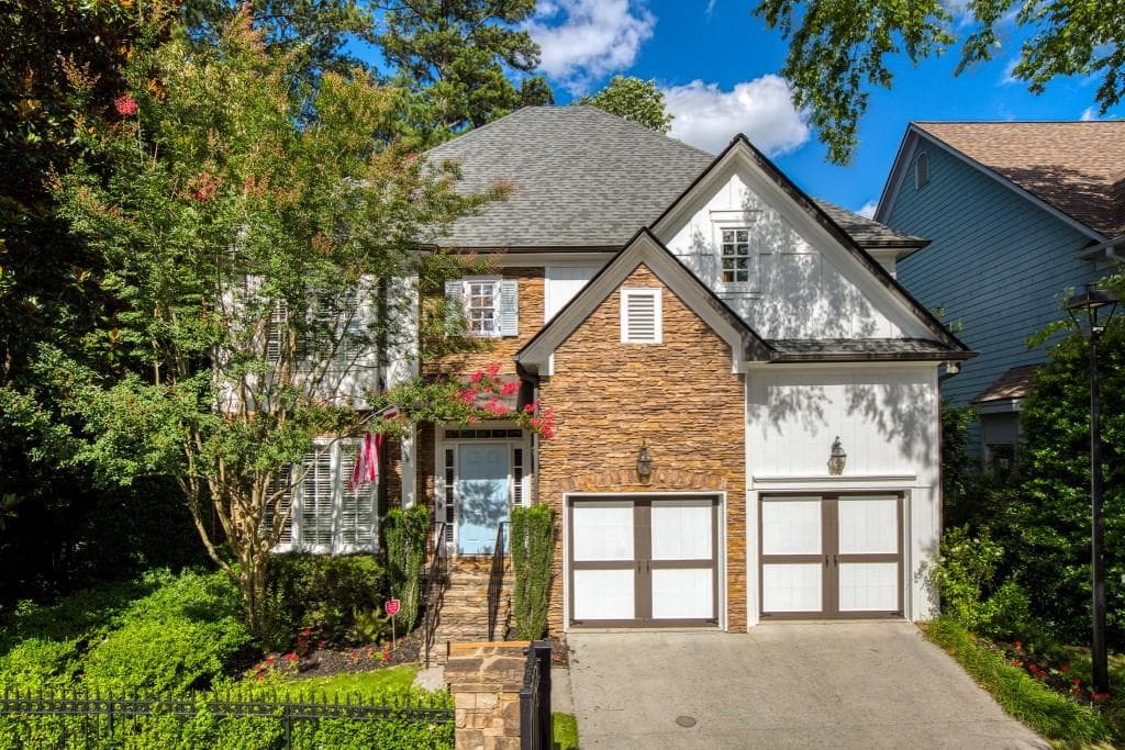 4 bedroom, 4 bathroom, 4,429 sq ft single family residence for sale at 2635 Brookline Circle, Brookhaven, GA 30319 — photo 1 of 51