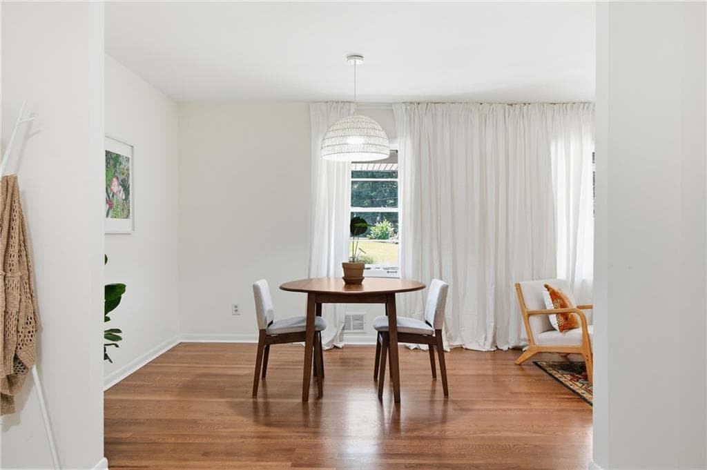 3 bedroom, 3 bathroom, 1,791 sq ft single family residence under contract at 1541 Moncrief Circle, Decatur, GA 30033 — photo 8