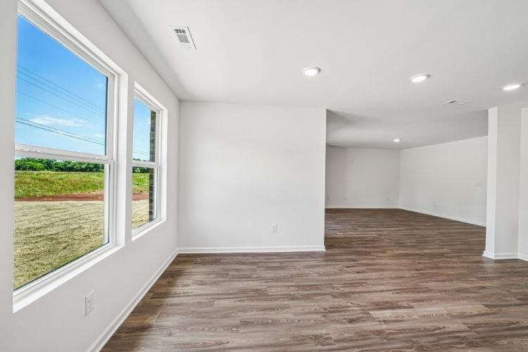 3 bedroom, 2 bathroom, 1,416 sq ft single family residence under contract at 63 Rainbow Ln, Hartwell, GA 30643 — photo 8