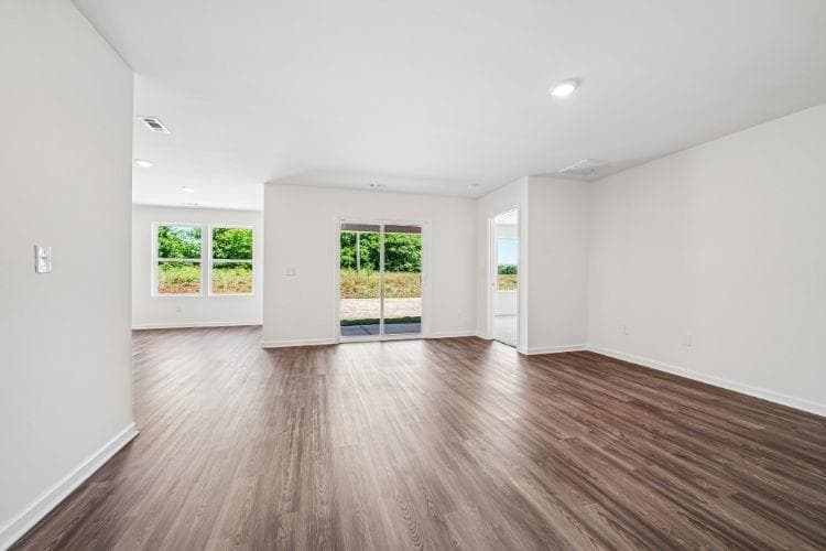 3 bedroom, 2 bathroom, 1,416 sq ft single family residence under contract at 63 Rainbow Ln, Hartwell, GA 30643 — photo 9