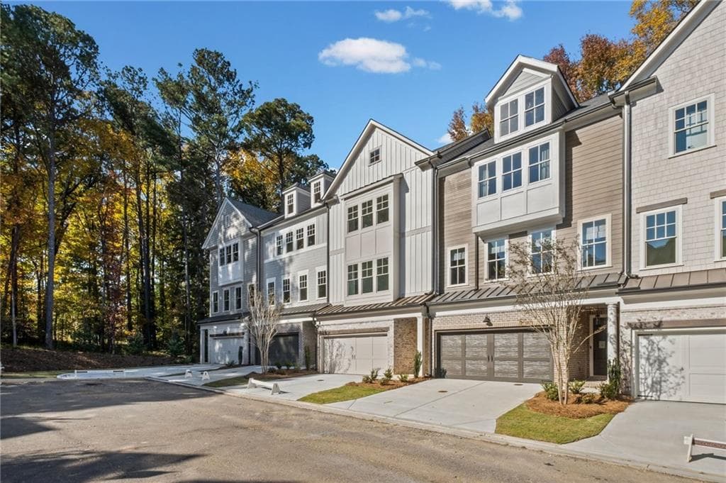 3 bedroom, 4 bathroom, 3,038 sq ft townhouse for sale at 1977 American Way 30, Kennesaw, GA 30144 — photo 3