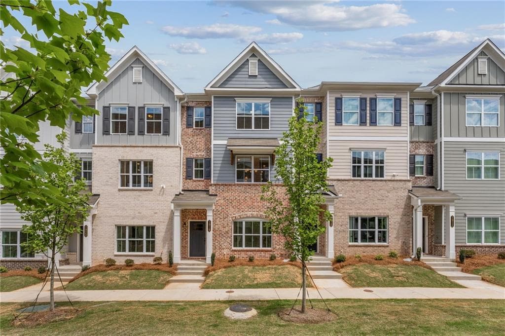 3 bedroom, 4 bathroom, 1,824 sq ft townhouse under contract at 1919 Deco Drive, Kennesaw, GA 30144 — photo 6