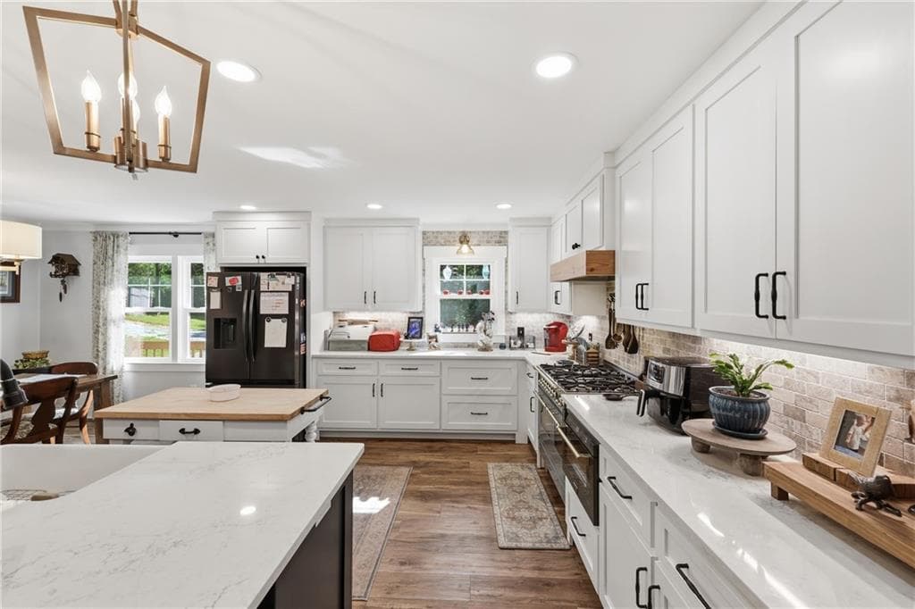 3 bedroom, 2 bathroom, 1,708 sq ft single family residence for sale at 500 Ketron Drive, Clarkesville, GA 30523 — photo 7