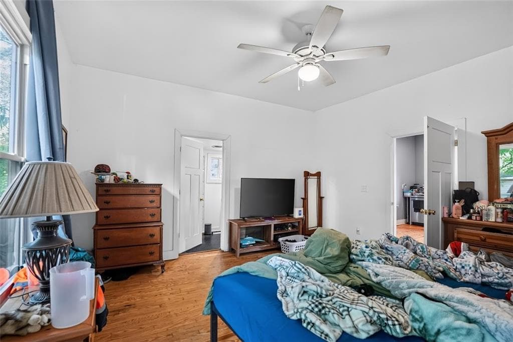 3 bedroom, 2 bathroom, 1,548 sq ft single family residence for sale at 5 Spruce Street, Porterdale, GA 30014 — photo 6