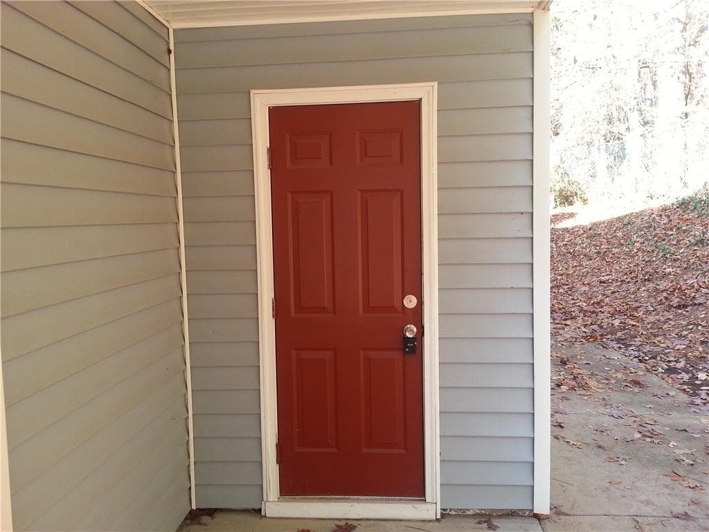 2 bedroom, 2 bathroom, 912 sq ft condominium for rent at 737 Windchase Lane, Stone Mountain, GA 30083 for $1,450 a month — photo 3