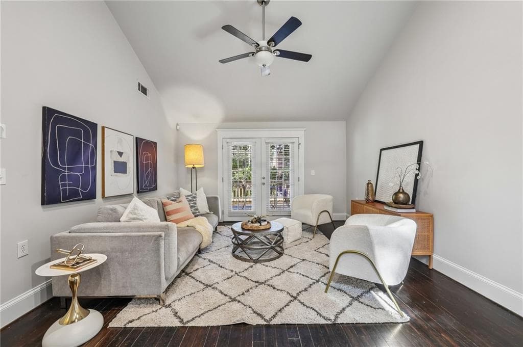 3 bedroom, 2 bathroom, 2,367 sq ft single family residence under contract at 692 Glenwood Avenue, Atlanta, GA 30312 — photo 9