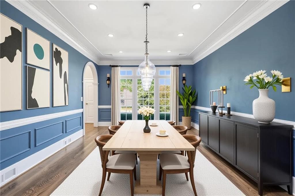 5 bedroom, 5 bathroom, 4,619 sq ft single family residence under contract at 135 Gilford Way, Sandy Springs, GA 30350 — photo 7