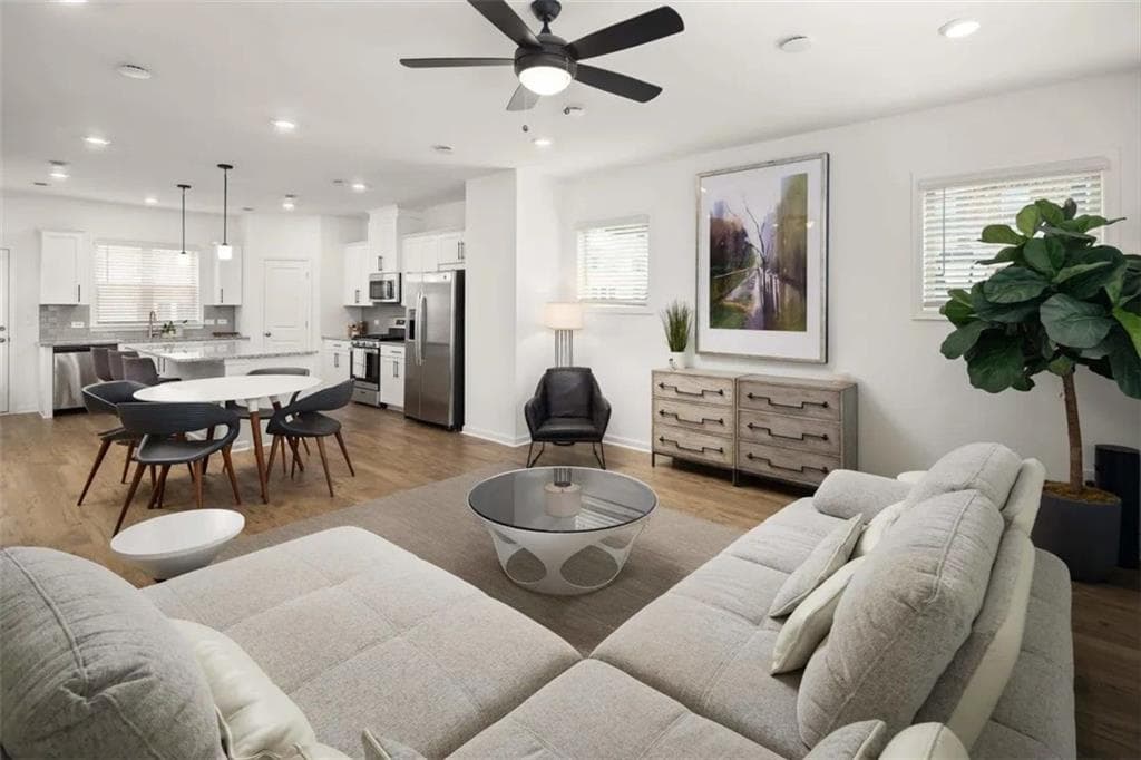 3 bedroom, 4 bathroom, 2,550 sq ft townhouse for rent at 626 Wynard Place, Lawrenceville, GA 30043 for $2,599 a month — photo 6