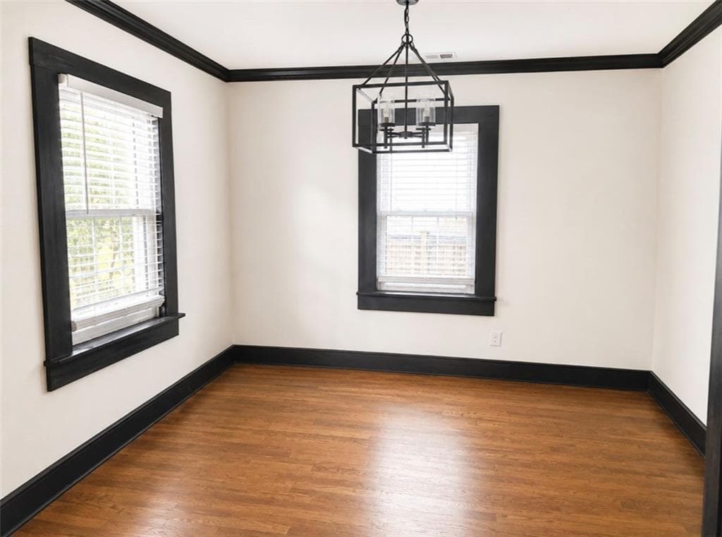 3 bedroom, 2 bathroom, 1,307 sq ft single family residence for sale at 1802 S Gordon Street, Atlanta, GA 30310 — photo 4