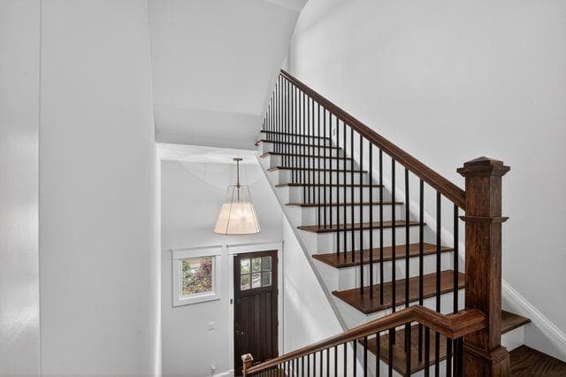 4 bedroom, 4 bathroom, 3,064 sq ft single family residence for rent at 94 Oxbo Road, Roswell, GA 30075 for $4,595 a month — photo 4