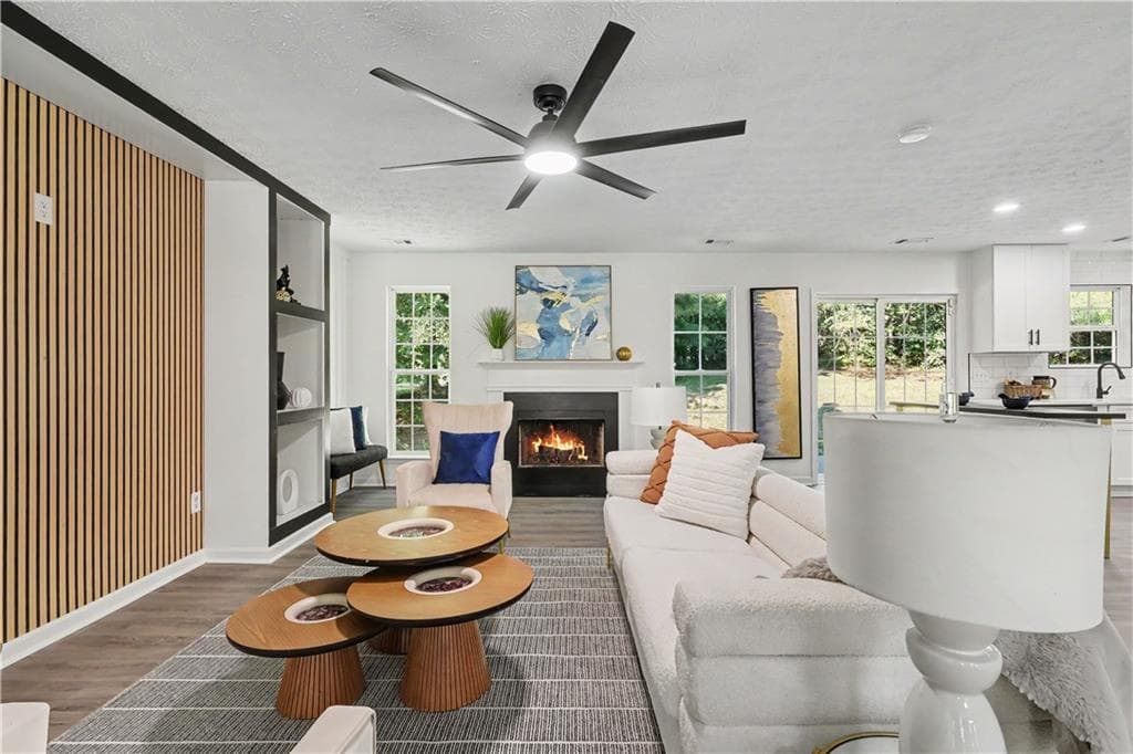 4 bedroom, 3 bathroom, 2,321 sq ft single family residence for sale at 680 Dot Drive, Atlanta, GA 30349 — photo 3