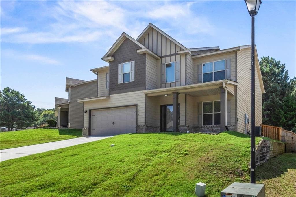 4 bedroom, 3 bathroom, 2,742 sq ft single family residence under contract at 2322 Jessica Lane, Fairburn, GA 30213 — photo 3