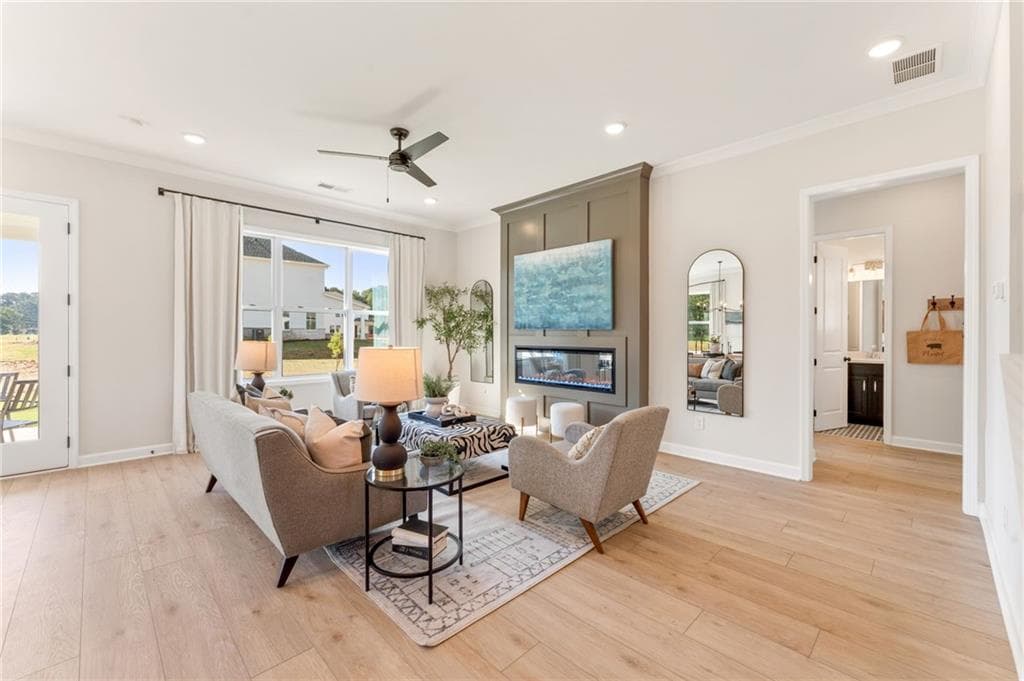 5 bedroom, 4 bathroom, 3,079 sq ft single family residence for sale at 4249 Karenwood Circle, Powder Springs, GA 30127 — photo 4