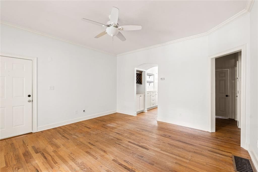 2 bedroom, 1 bathroom, 1,068 sq ft condominium for rent at 878 Briarcliff Road NE A1, Atlanta, GA 30306 for $2,500 a month — photo 3