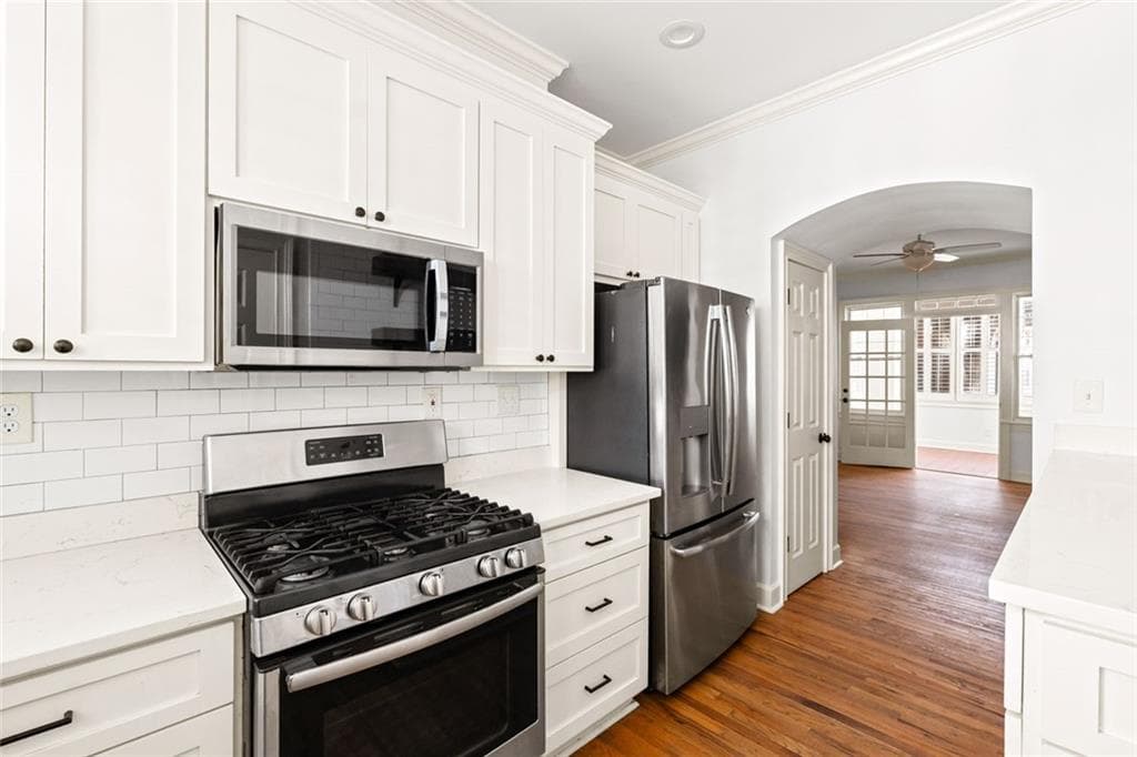 2 bedroom, 1 bathroom, 1,068 sq ft condominium for rent at 878 Briarcliff Road NE A1, Atlanta, GA 30306 for $2,500 a month — photo 9