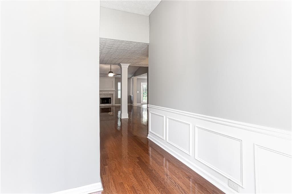 3 bedroom, 2 bathroom, 1,730 sq ft single family residence for sale at 1784 Chasewood Park Lane, Marietta, GA 30066 — photo 5