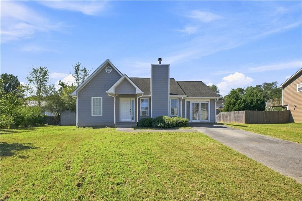 3 bedroom, 2 bathroom, 1,194 sq ft single family residence for sale at 131 Nicole Circle, Rockmart, GA 30153 — photo 4