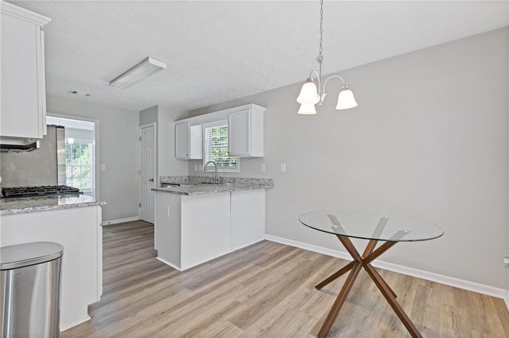 4 bedroom, 3 bathroom, 3,976 sq ft single family residence under contract at 3299 Kings Bay Court, Decatur, GA 30034 — photo 6