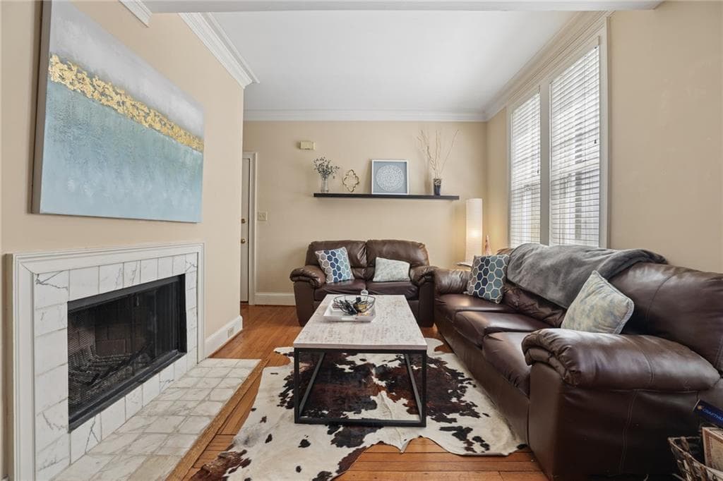 2 bedroom, 2 bathroom, 924 sq ft condominium for sale at 2840 Peachtree Road 410, Atlanta, GA 30305 — photo 9
