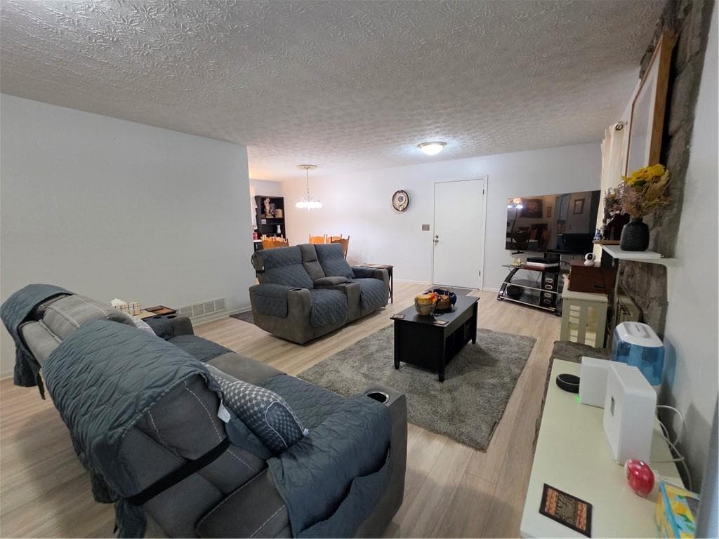 4 bedroom, 3 bathroom, 2,125 sq ft single family residence for sale at 692 Talemwood Court, Lawrenceville, GA 30044 — photo 3