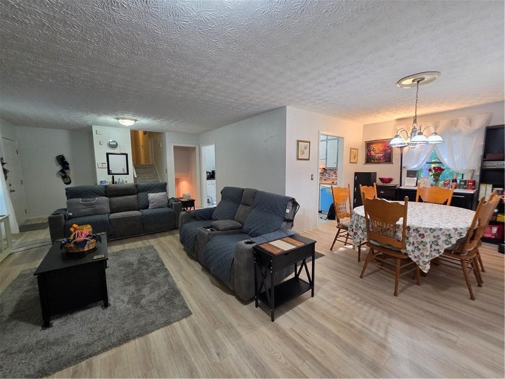 4 bedroom, 3 bathroom, 2,125 sq ft single family residence for sale at 692 Talemwood Court, Lawrenceville, GA 30044 — photo 6