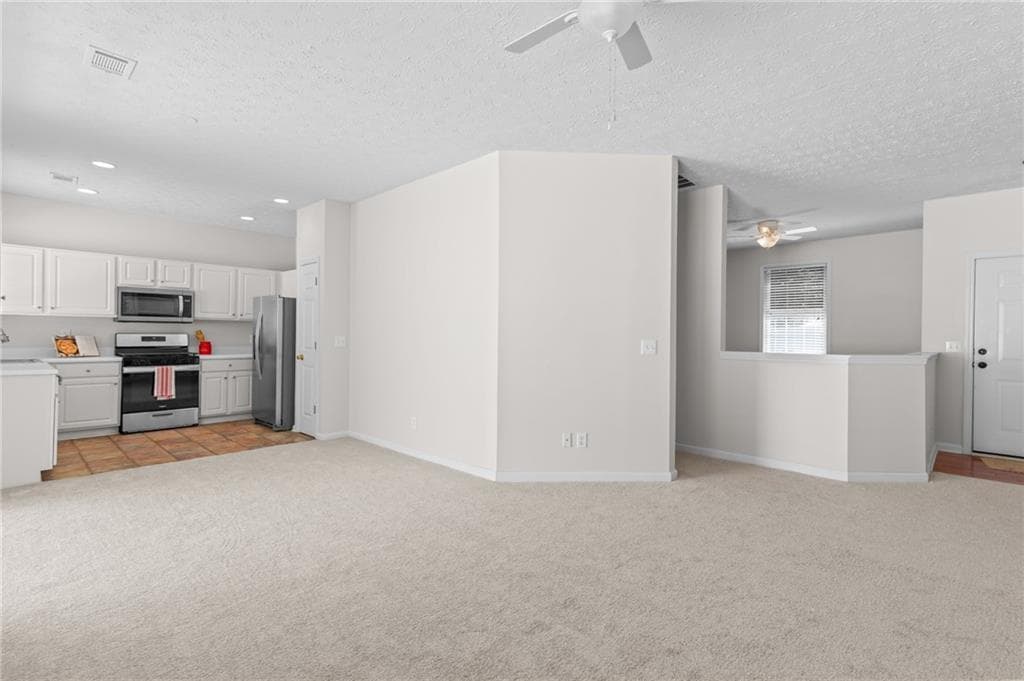 2 bedroom, 2 bathroom, 1,121 sq ft single family residence for sale at 201 Harmony Court, Milton, GA 30004 — photo 7