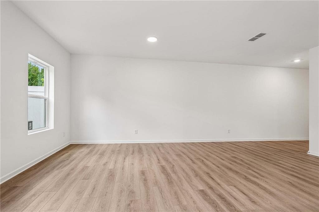 3 bedroom, 3 bathroom, 1,800 sq ft townhouse under contract at 227 Kinship Drive, Mableton, GA 30126 — photo 5