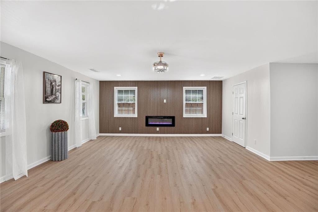 3 bedroom, 1 bathroom, 1,175 sq ft single family residence for sale at 2359 Baywood Drive, Atlanta, GA 30315 — photo 5