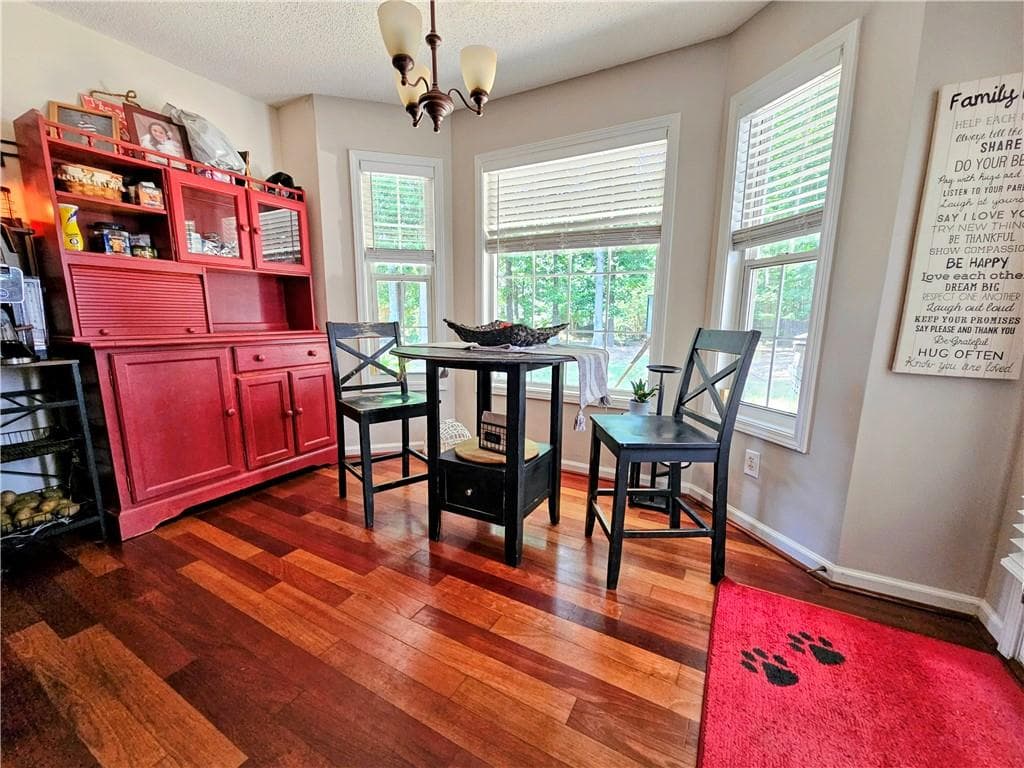 4 bedroom, 2 bathroom, 1,975 sq ft single family residence for sale at 3946 Saint George Terrace, Powder Springs, GA 30127 — photo 7